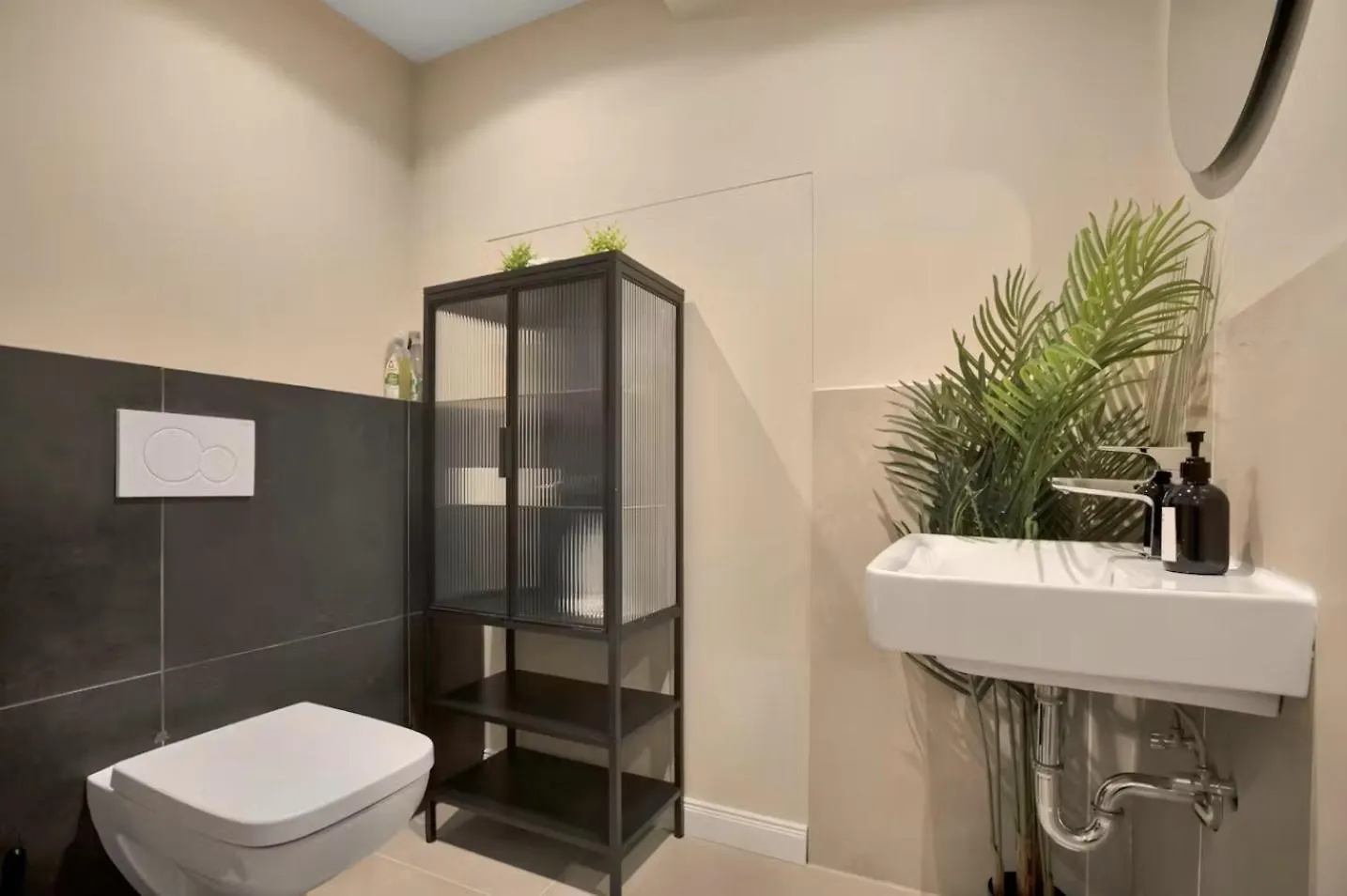 Apartment Large, Comfortable And Luxurious Flat In Berlin Center, Prenzlauer Berg Germany
